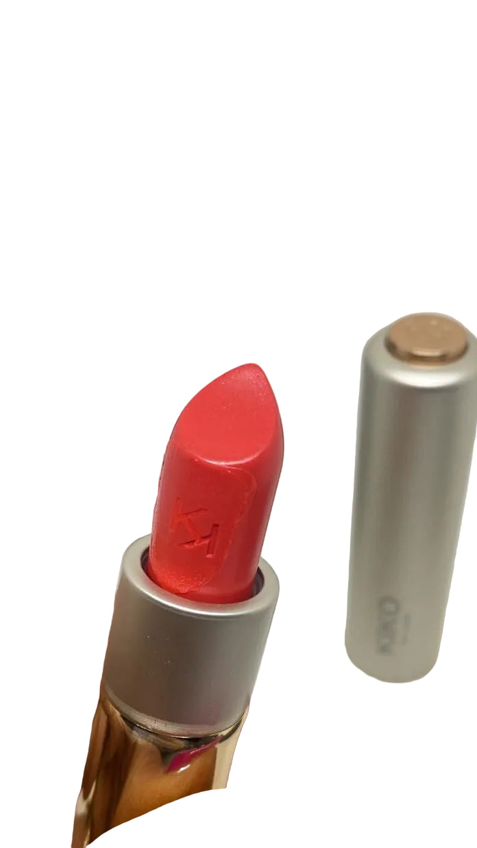 Lips stick