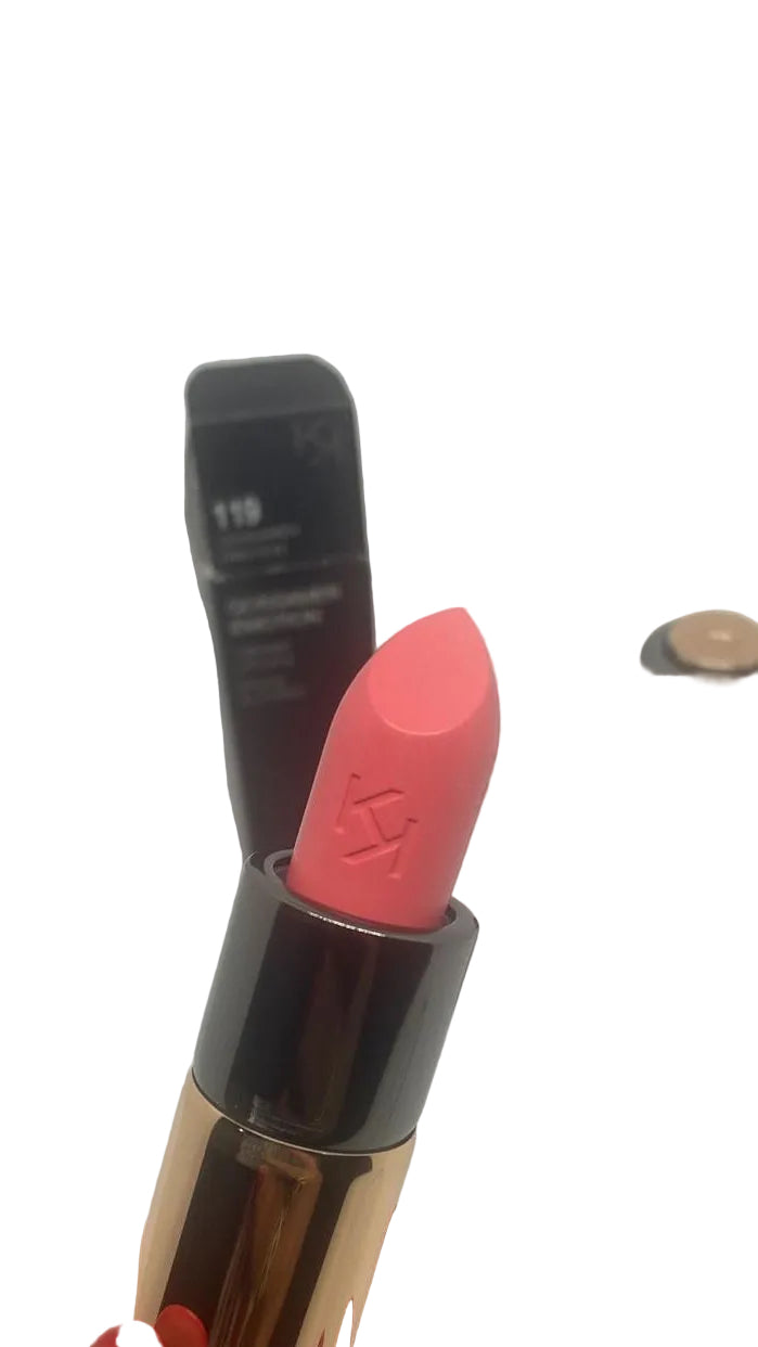Lips stick