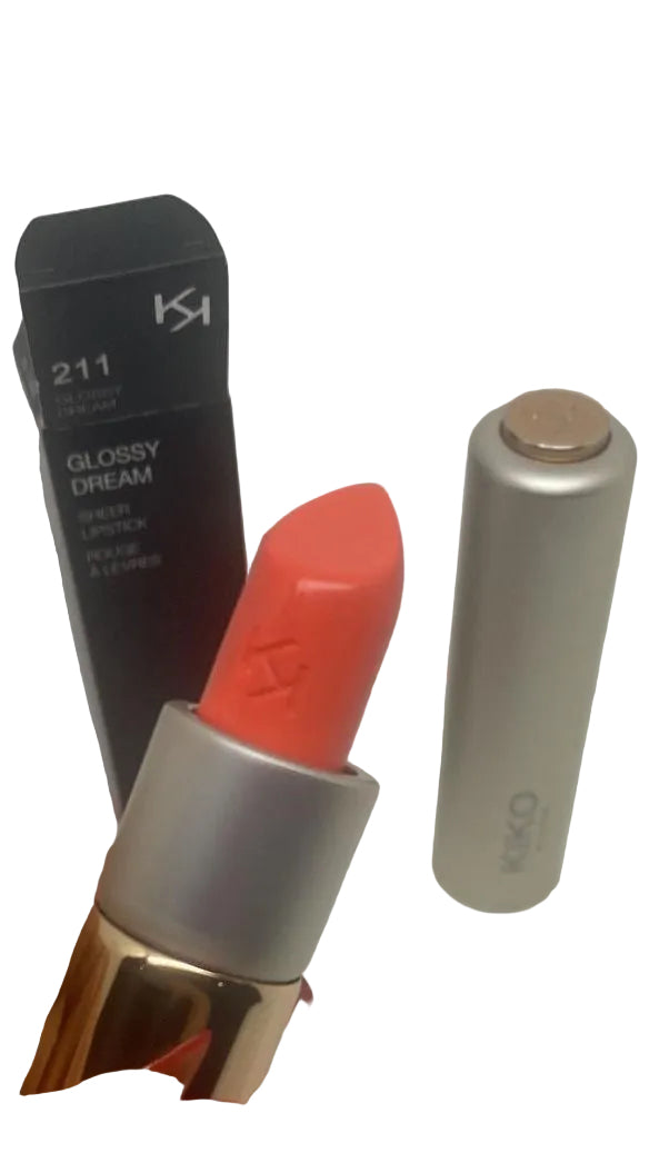 Lips stick