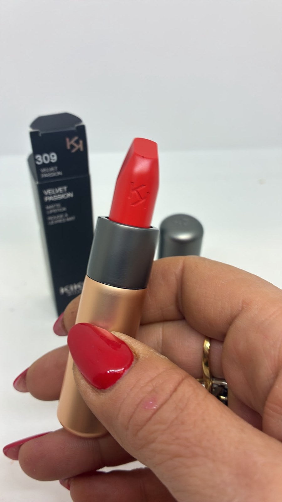 Velvet Passion Matte Lipstick - KIKO Milano